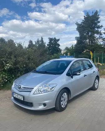 samochody osobowe Toyota Auris cena 25000 przebieg: 174000, rok produkcji 2011 z Poznań